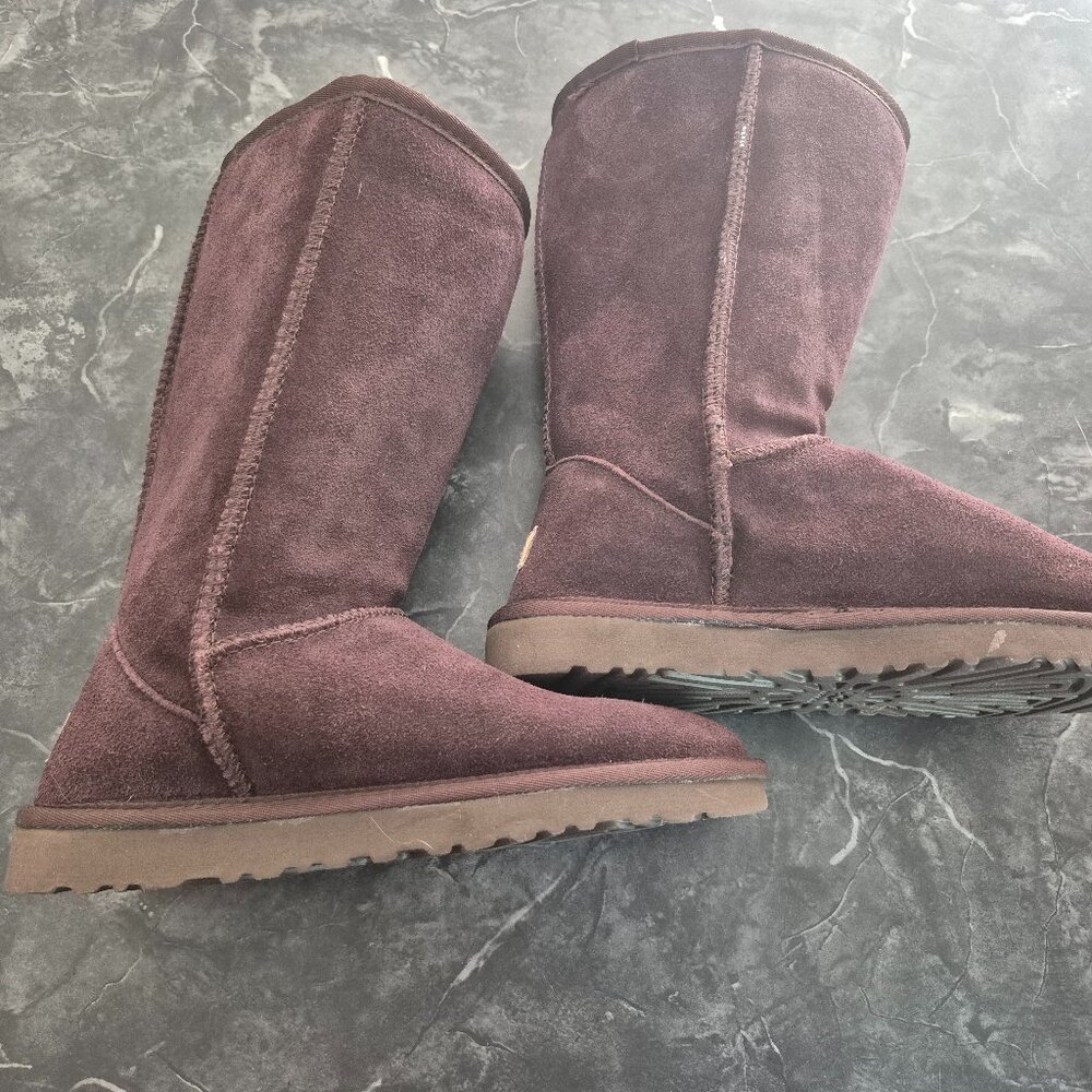 UGG Classic Tall Boots – Brown - Size 10 – New – Never Worn (B1)